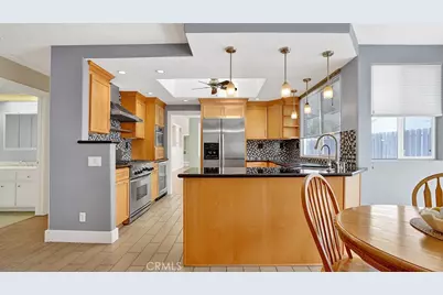 22442 Aliso Park Drive, Lake Forest, CA 92630 - Photo 5