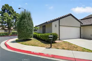 8488 Oakstone Cir, Huntington Beach, CA 92646 - Photo 25