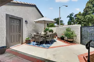 8488 Oakstone Cir, Huntington Beach, CA 92646 - Photo 9