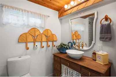 925 W Rainbow, Big Bear City, CA 92314 - Photo 17