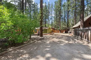 925 W Rainbow Blvd, Big Bear City, CA 92314 - Photo 29