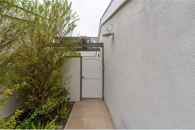 7175 Riptide, Huntington Beach, CA 92648 - Photo 3