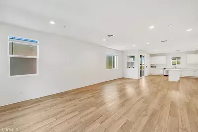 911 E 3rd, Santa Ana, CA 92701 - Photo 13
