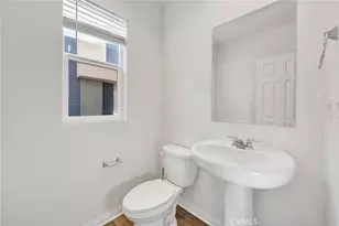 911 E 3rd, Santa Ana, CA 92701 - Photo 17