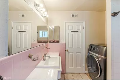 100 Cerritos Avenue #7, Long Beach, CA 90802 - Photo 21