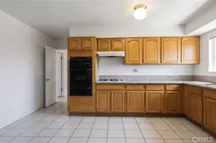 1428 W 124th, Los Angeles, CA 90047 - Photo 7