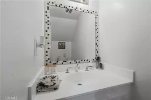 10015 Karmont Ave, South Gate, CA 90280 - Photo 11