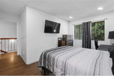 10015 Karmont Avenue, South Gate, CA 90280 - Photo 31