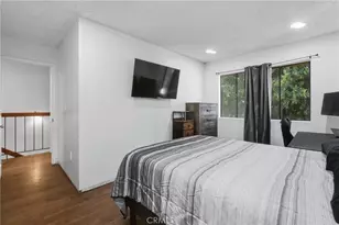 10015 Karmont Ave, South Gate, CA 90280 - Photo 31