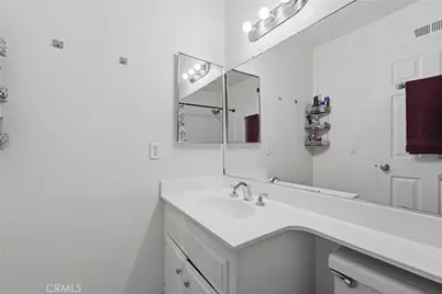10015 Karmont Avenue, South Gate, CA 90280 - Photo 23