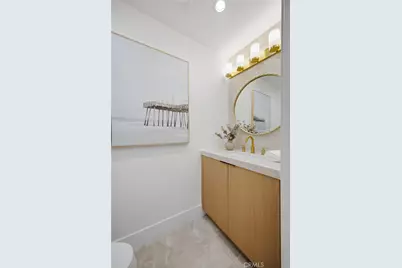 539 Vista Flora, Newport Beach, CA 92660 - Photo 21