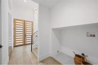 539 Vista Flora, Newport Beach, CA 92660 - Photo 31