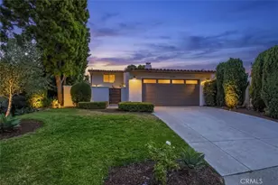 539 Vista Flora, Newport Beach, CA 92660 - Photo 3