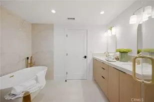 539 Vista Flora, Newport Beach, CA 92660 - Photo 25