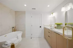 539 Vista Flora, Newport Beach, CA 92660 - Photo 25