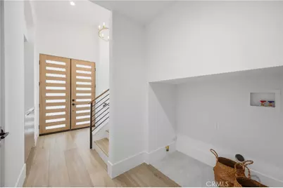 539 Vista Flora, Newport Beach, CA 92660 - Photo 31