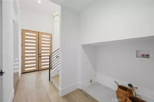 539 Vista Flora, Newport Beach, CA 92660 - Photo 31