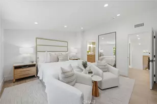 539 Vista Flora, Newport Beach, CA 92660 - Photo 23