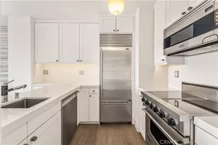 999 N Doheny Dr, West Hollywood, CA 90069 - Photo 11