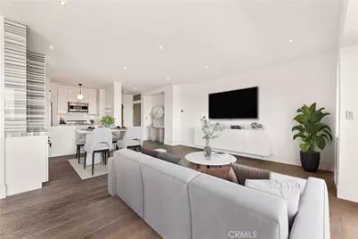 999 N Doheny Dr #310, West Hollywood, CA 90069 - Photo 7