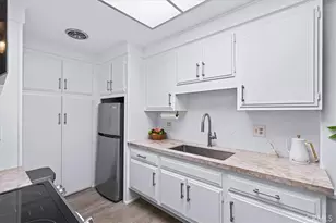 2257 Via Puerta, Laguna Woods, CA 92637 - Photo 11