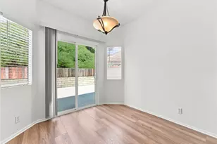 28525 Sugar Pine Way, Saugus, CA 91390 - Photo 11