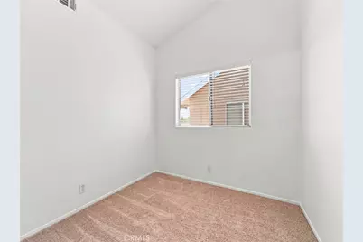 28525 Sugar Pine Way, Saugus, CA 91390 - Photo 19