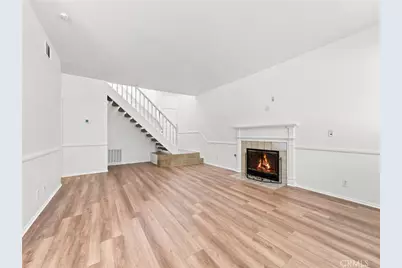 28525 Sugar Pine Way, Saugus, CA 91390 - Photo 9