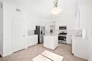 26495 St Michel Ln, Murrieta, CA 92563 - Photo 13