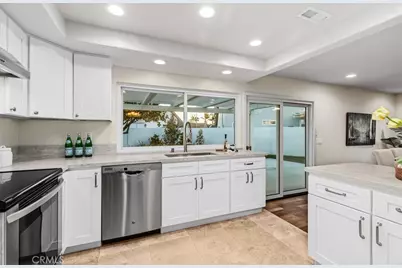 10081 Spar, Huntington Beach, CA 92646 - Photo 17