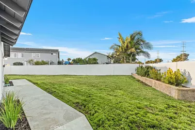 10081 Spar, Huntington Beach, CA 92646 - Photo 37