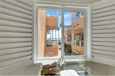 2000 Pacific Coast Highway #203, Huntington Beach, CA 92648 - Photo 13