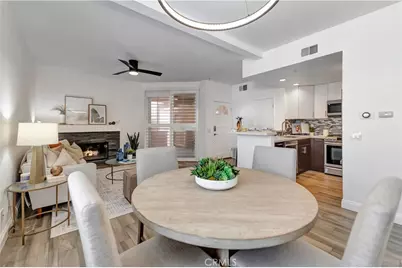 2000 Pacific Coast Highway #203, Huntington Beach, CA 92648 - Photo 7
