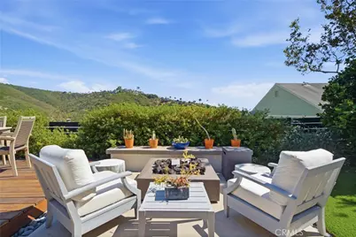 1474 Bluebird Canyon Drive, Laguna Beach, CA 92651 - Photo 15