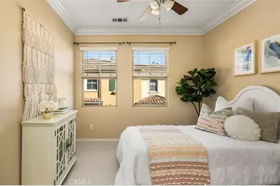 125 Chantilly, Irvine, CA 92620 - Photo 33