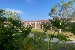 18601 Newland, Huntington Beach, CA 92646 - Photo 7
