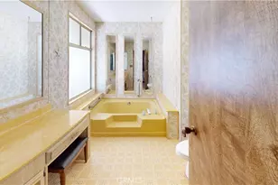 18601 Newland, Huntington Beach, CA 92646 - Photo 21