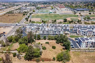 25071 Monroe, Murrieta, CA 92562 - Photo 5