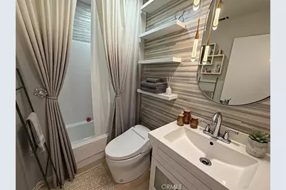 309 Burlington, Santa Ana, CA 92704 - Photo 9