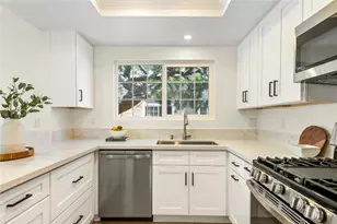 106 Greenfield, Irvine, CA 92614 - Photo 9