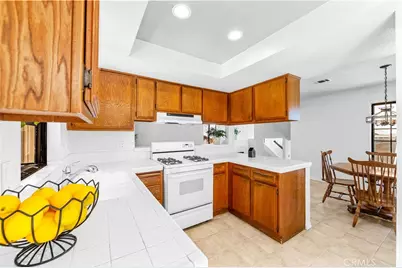 1407 Lakeside, Huntington Beach, CA 92648 - Photo 29