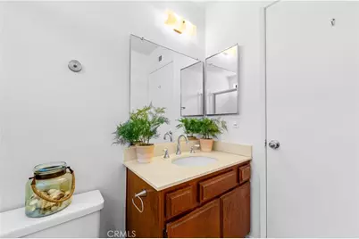 1407 Lakeside, Huntington Beach, CA 92648 - Photo 37