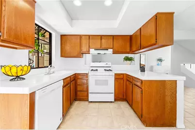 1407 Lakeside, Huntington Beach, CA 92648 - Photo 27