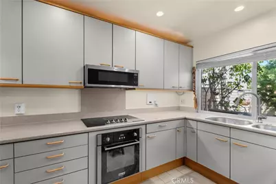 6 Eucalyptus, Irvine, CA 92612 - Photo 13