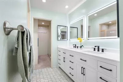 6 Eucalyptus, Irvine, CA 92612 - Photo 19