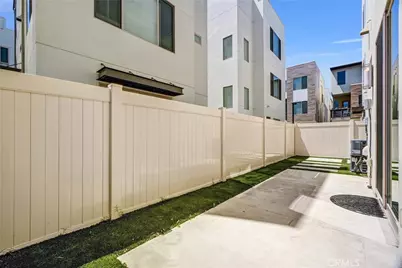 25 Ebb Tide, Newport Beach, CA 92663 - Photo 45