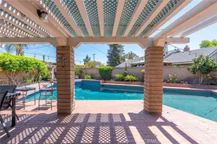 2817 Ridgewood, Santa Ana, CA 92705 - Photo 29