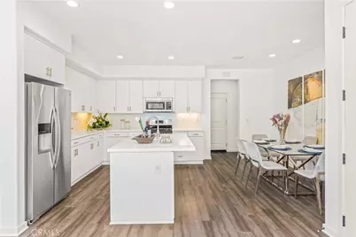 56 Bay Layrel, Irvine, CA 92618 - Photo 7