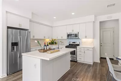 56 Bay Layrel, Irvine, CA 92618 - Photo 9