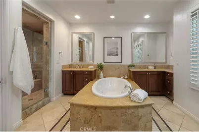 46 Woods Trail, Irvine, CA 92603 - Photo 33